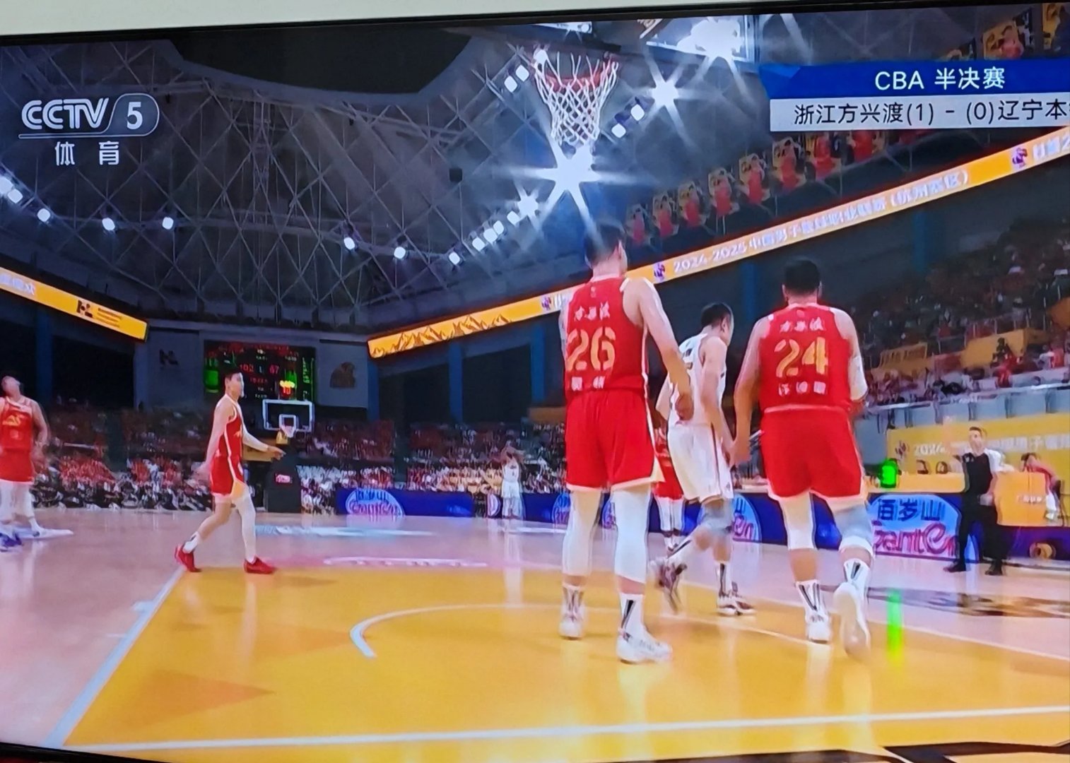 辽宁男篮惨败四川，保持第二位置